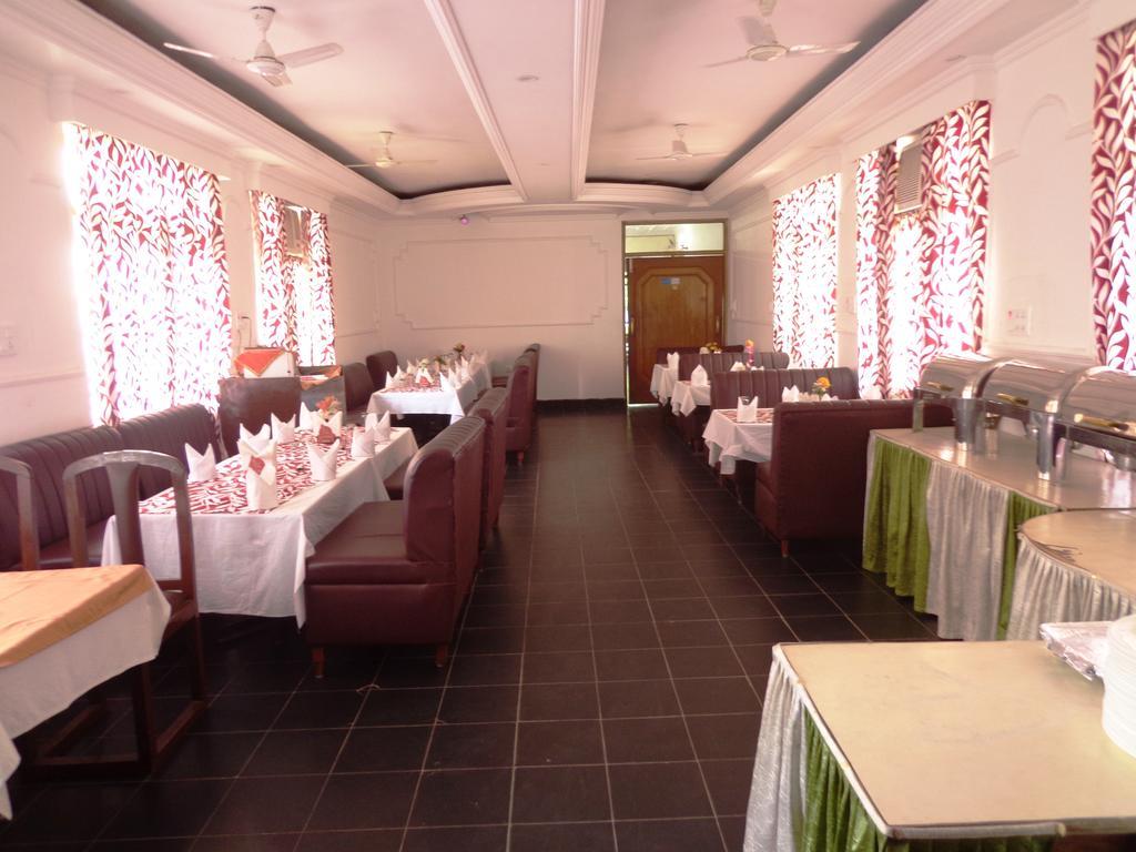 Hotel Lumbini International Bodh Gaya Luaran gambar