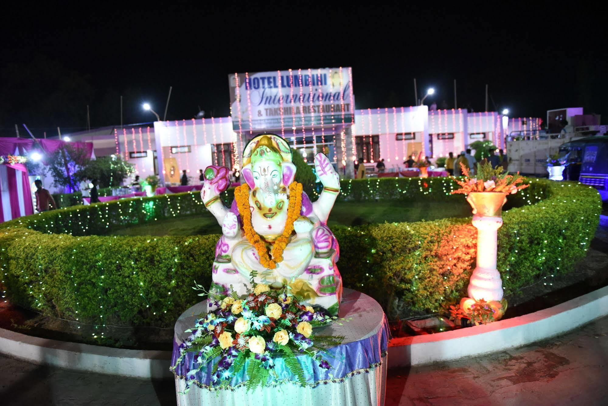 Hotel Lumbini International Bodh Gaya Luaran gambar
