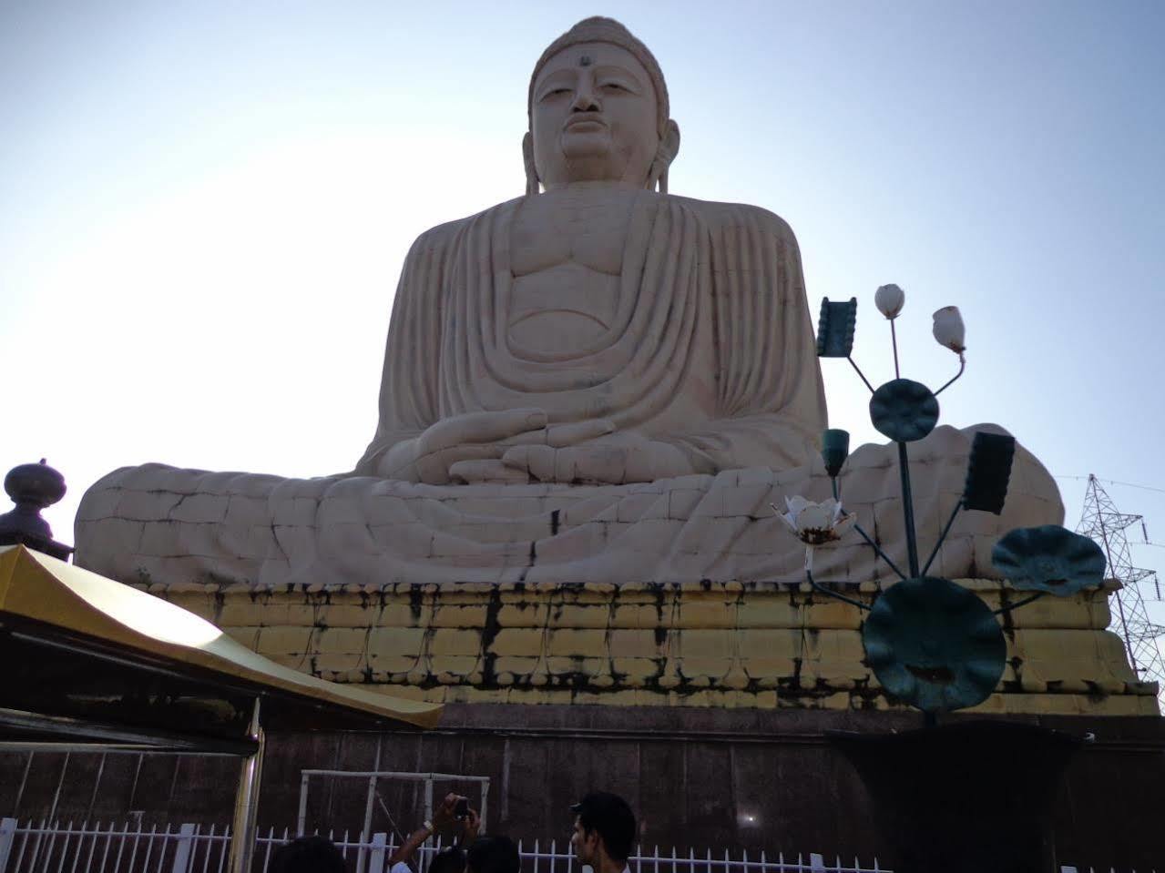 Hotel Lumbini International Bodh Gaya Luaran gambar