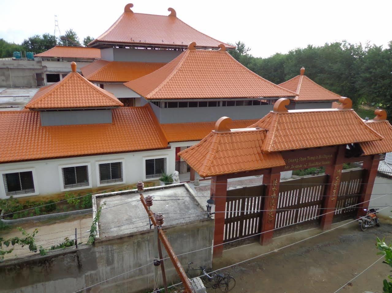 Hotel Lumbini International Bodh Gaya Luaran gambar